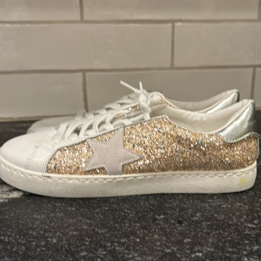 Vintage Havana White and Gold Glitter Sneakers - Picture 4 of 11